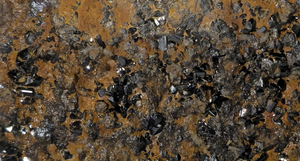 Taronga specimen of raw tin